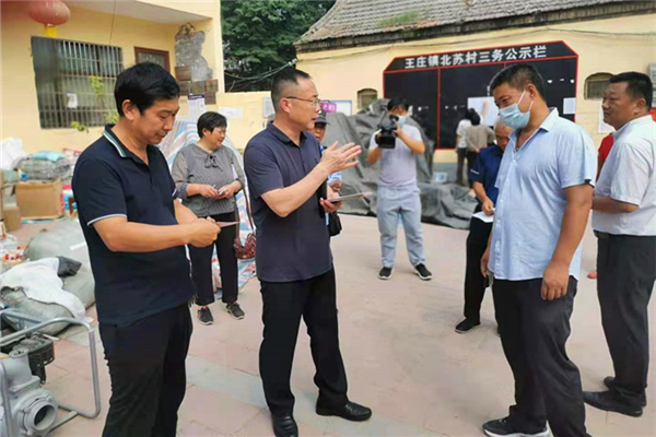浚县法院党组书记院长吕文涛到王庄镇调研四大一送灾后重建工作
